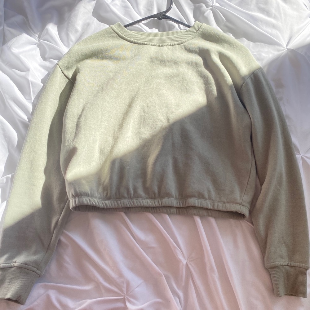 Green crew neck